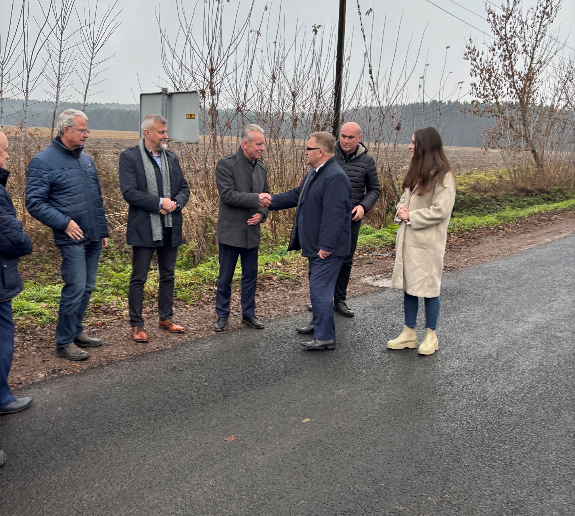 zdjęcie z&nbsp;odbioru drogi