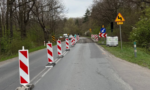 Zdjęcie do Zmiana organizacji ruchu na DW455