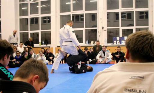 Zdjęcie do Oferta zajęć Brazylijskiego Jiu Jitsu i samoobrony